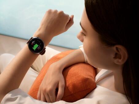 华为WATCH 3系列售价2599元起，新增体温检测健康管理再升级