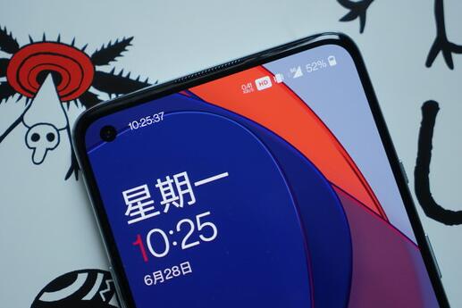 手机回收借款:5G基站密度越大辐射越大？官方答案来了
