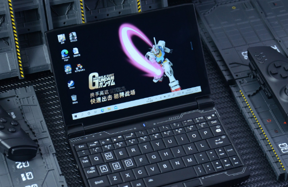 7寸迷你笔记本电脑推荐 触屏7英寸壹号本One-GX1 Pro迷你游戏本评测