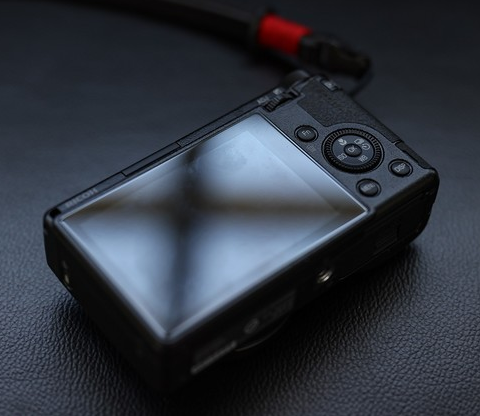 深圳数码相机抵押为您介绍固定镜头相机理光GR3x的测评